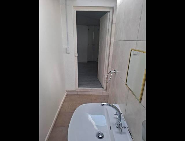 1 BEDROOM PROPERTY TO RENT IN GOODWOOD CENTRAL